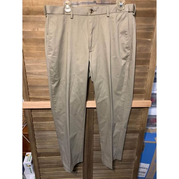 Haggar Other - Haggar Classic Fit Dress Pants Business Casual Flat Front Beige Men’s Size 36x29